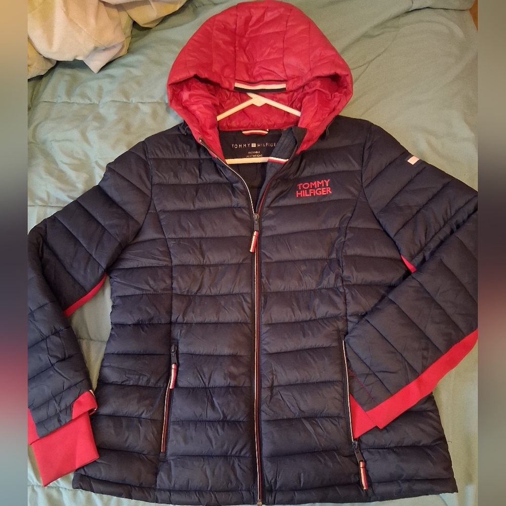 Tommy Hilfiger Sz:Lg. Navy Blue and Red Hooded Jacket
